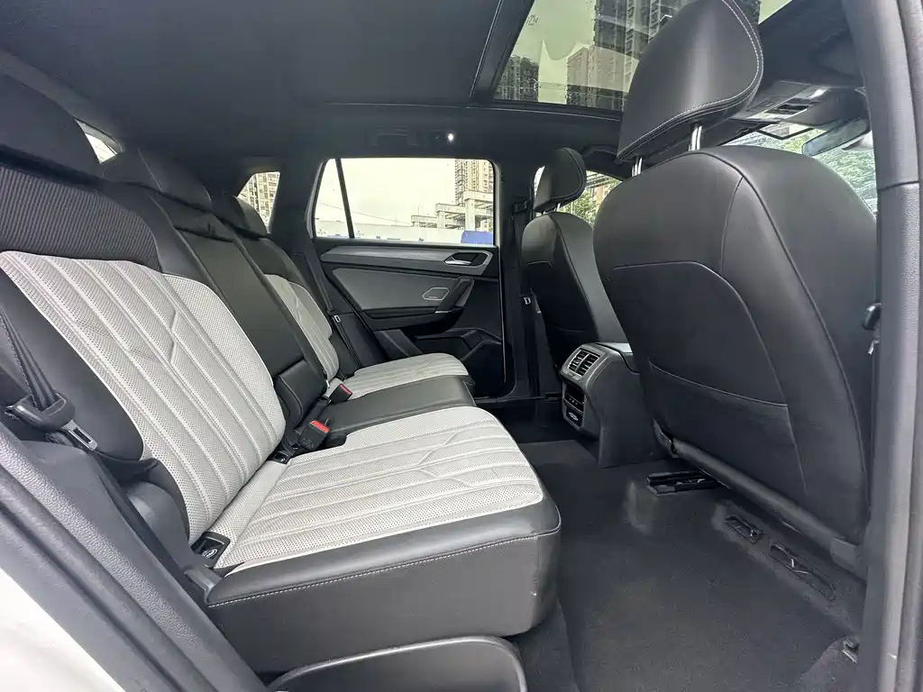 Volkswagen Tayron 2023 Facelift 380TSI 4WD R-Line Pro Smart Edition