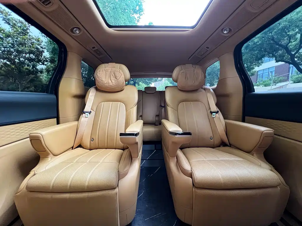 Voyah Dreamer 2025 PHEV AWD Flagship Kunpeng Edition