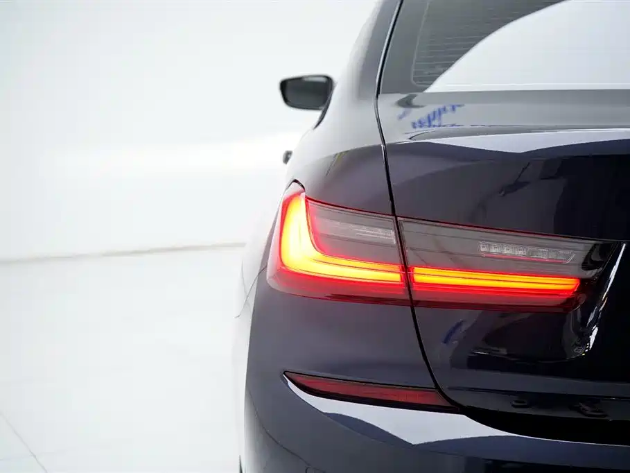 BMW 3 Series 2021 325Li M Sport Night Edition