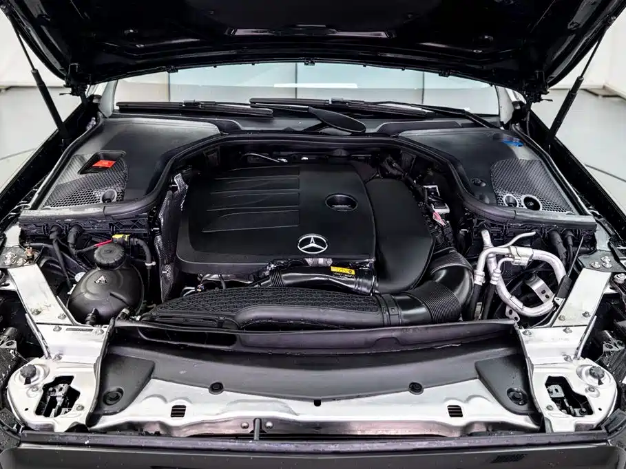 Mercedes-Benz E-Class 2023 E 300 L Fashion