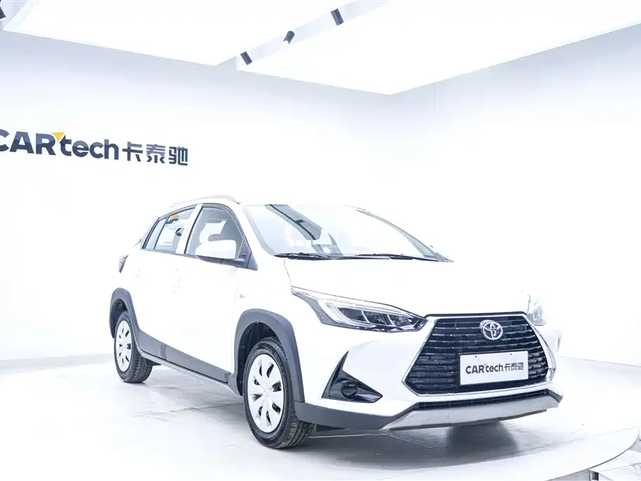 Toyota Yaris L X 1.5L CVT Premium Plus 2022