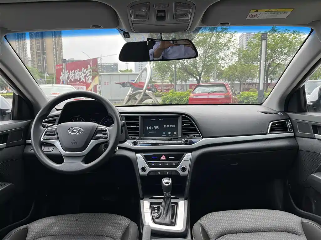 Elantra 2016 1.6L Auto Zhixuan Elite