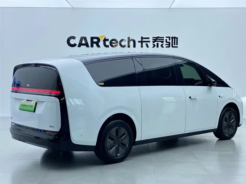 Li Auto MEGA 2025 Home Family Special Edition