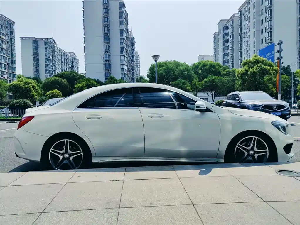 Mercedes-Benz CLA 2015 CLA 220 4MATIC