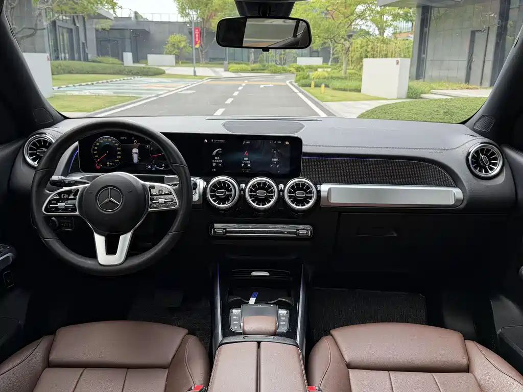 Mercedes-Benz GLB 180 Style 2021