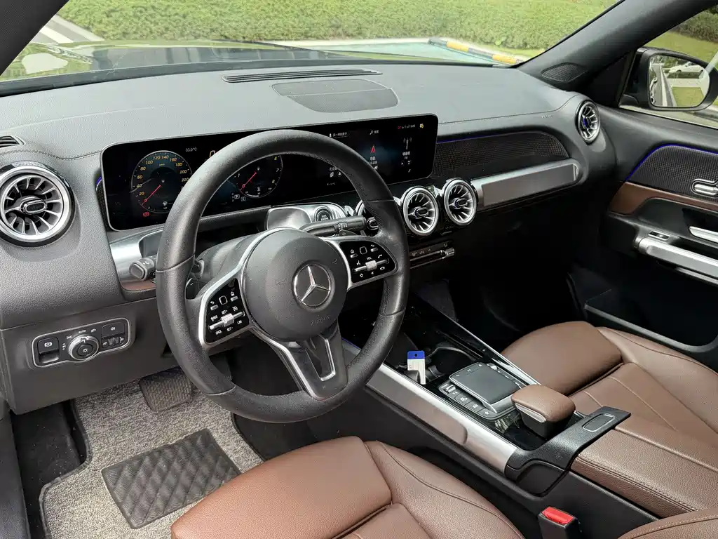 Mercedes-Benz GLB 180 Style 2021