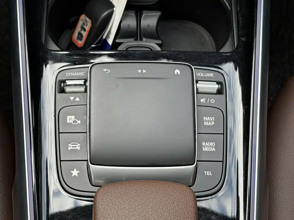 Mercedes-Benz GLB 180 Style 2021