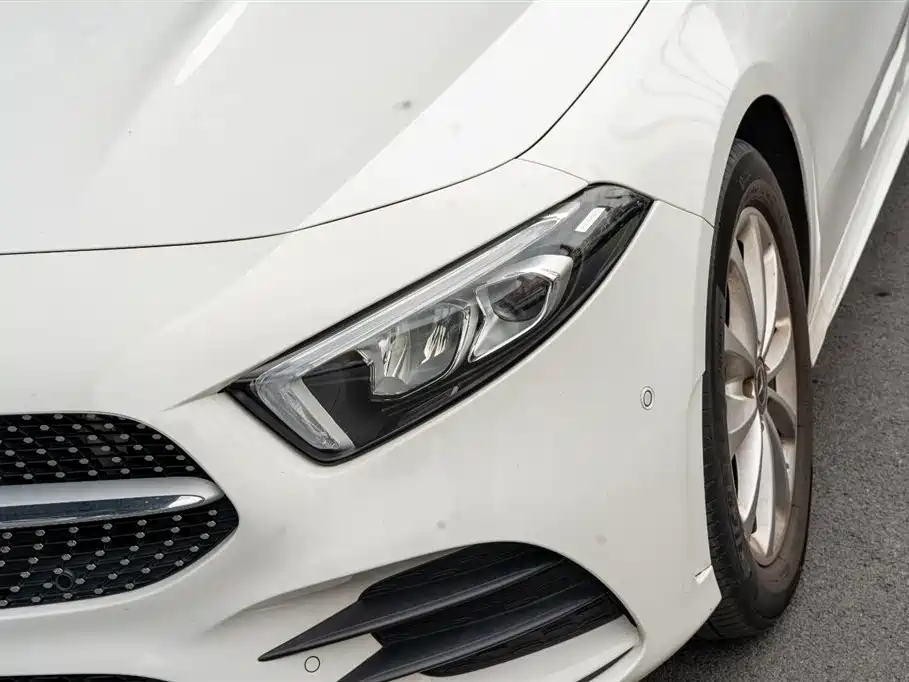 Mercedes-Benz A-Class 2021 A 200 L Sport Sedan Fashion Edition