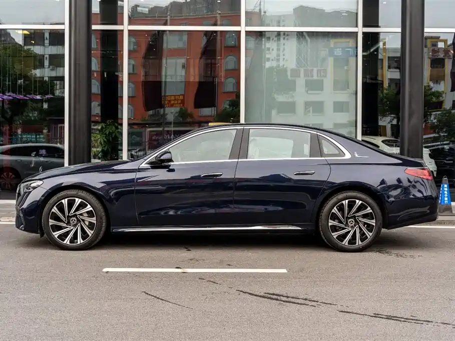 Mercedes-Benz E-Class 2024 E 300 L Luxury