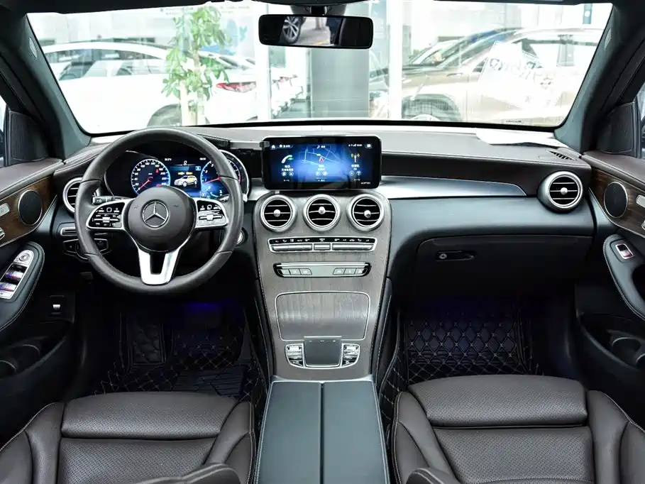 Mercedes-Benz GLC 2021 GLC 260 L 4MATIC Luxury