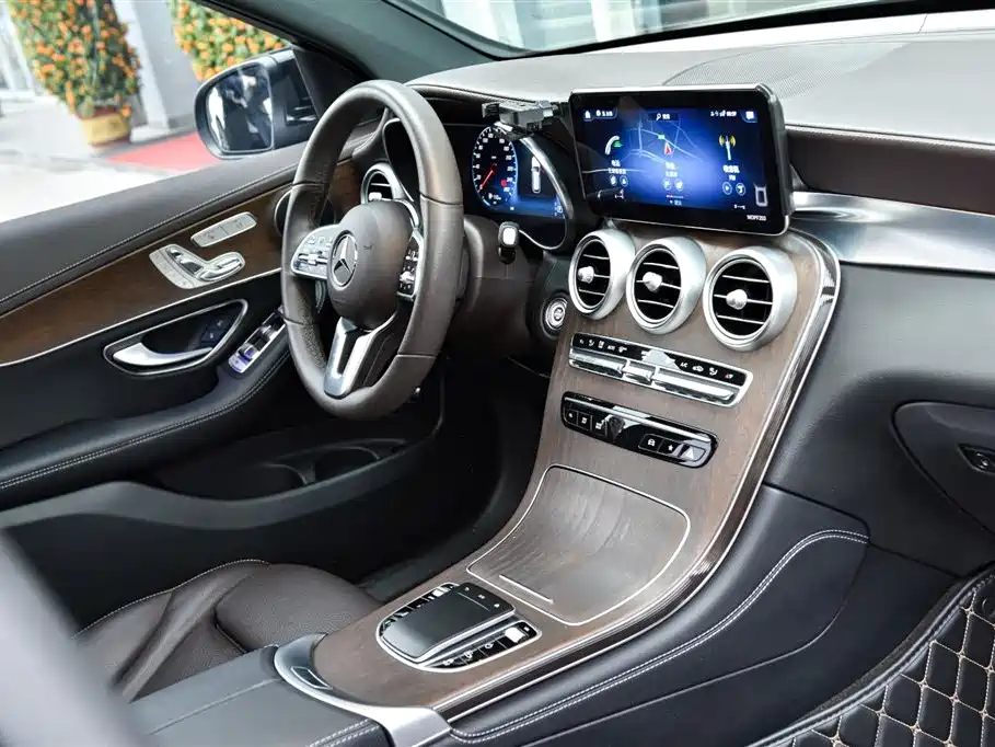 Mercedes-Benz GLC 2021 GLC 260 L 4MATIC Luxury