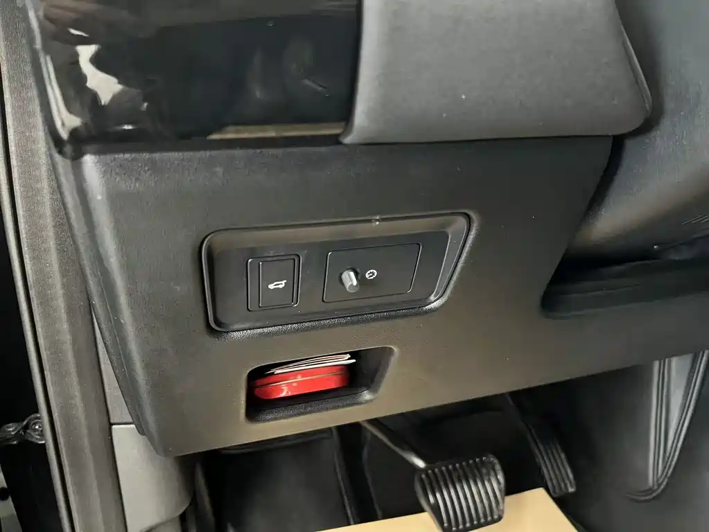 Land Rover Discovery 2020 3.0 SC V6 30th Anniversary Special Edition