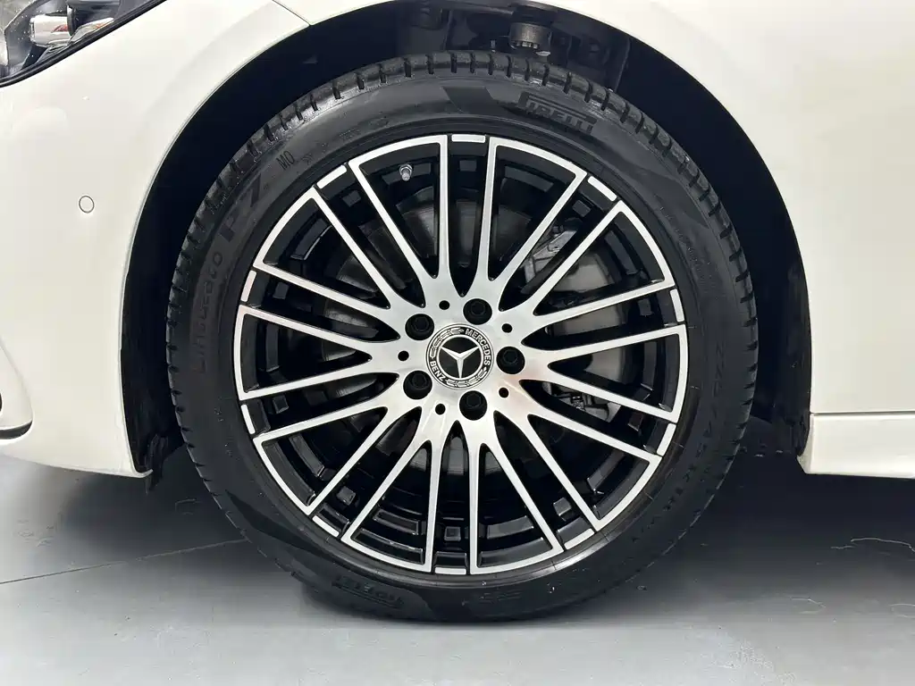 Mercedes-Benz C-Class 2025 C 260 L Sport