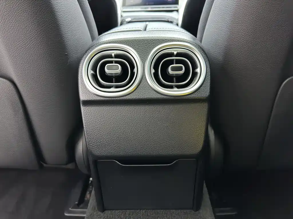 Mercedes-Benz C-Class 2025 C 260 L Sport