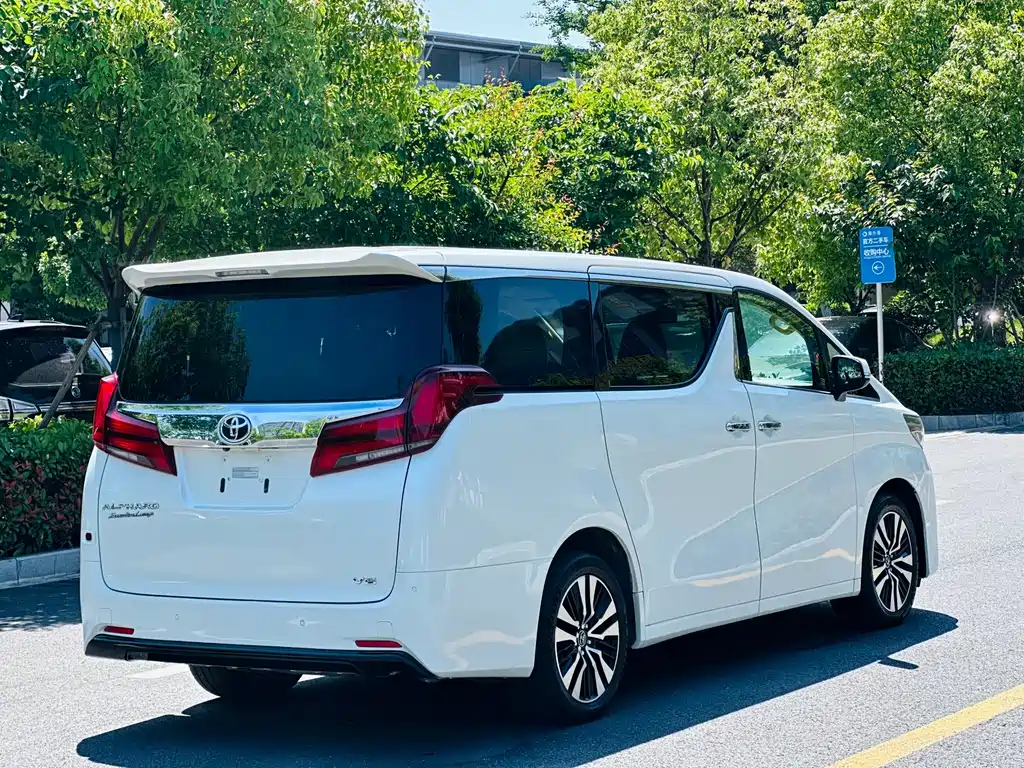 Toyota Alphard 2018 Facelift 3.5L Premium