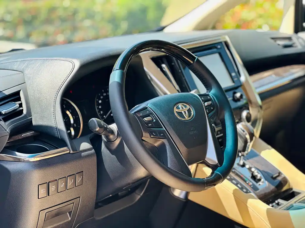 Toyota Alphard 2018 Facelift 3.5L Premium