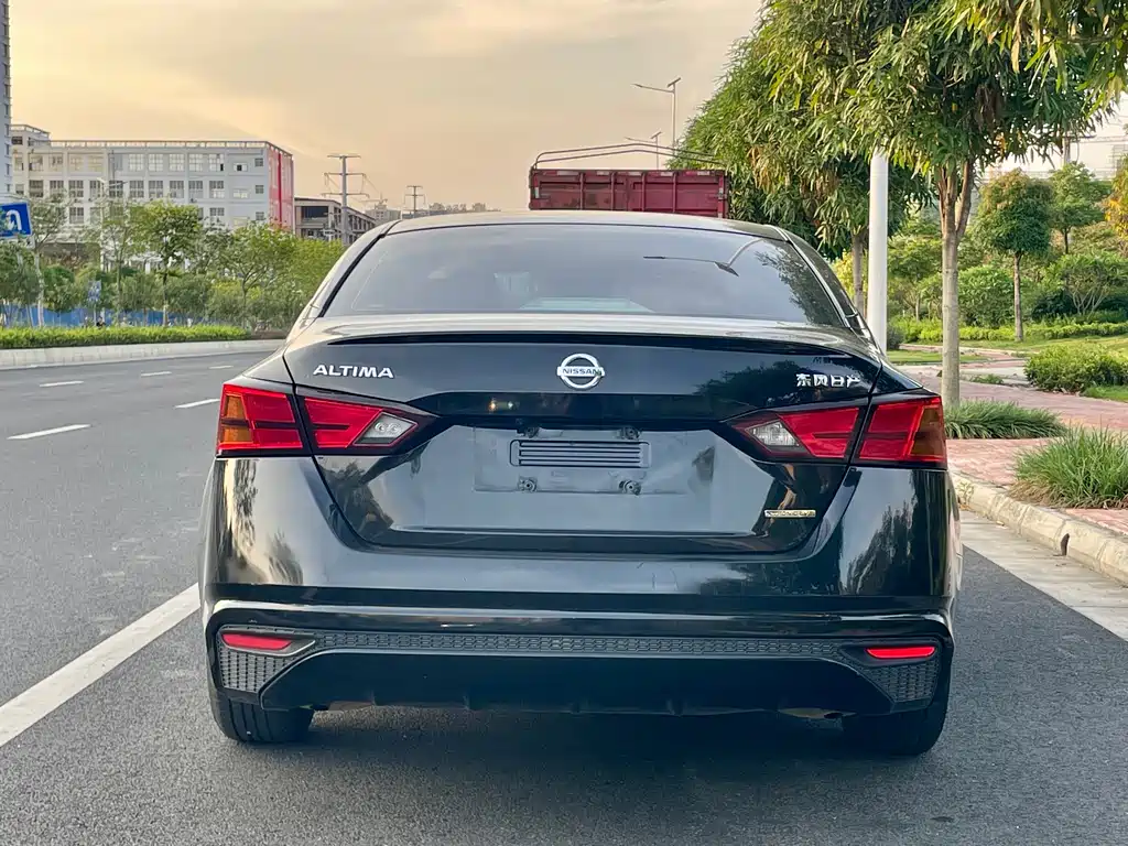 Nissan Altima 2021 2.0L XE Fashion Edition