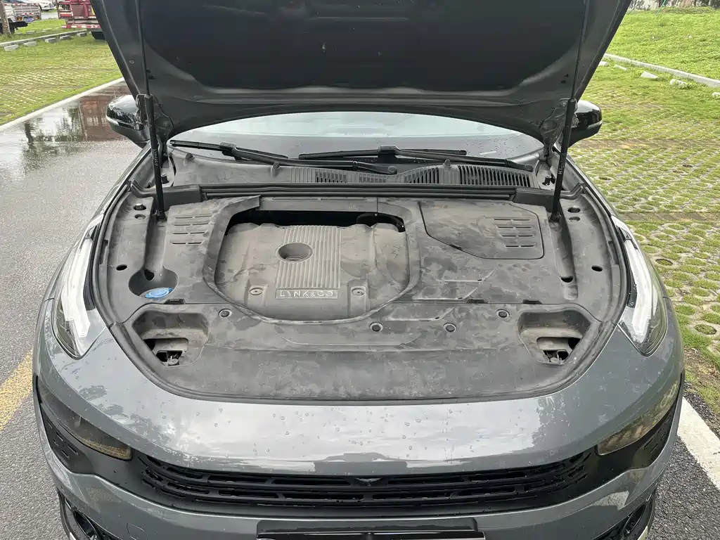 Lynk & Co 02 2018 2.0T DCT AWD Pro