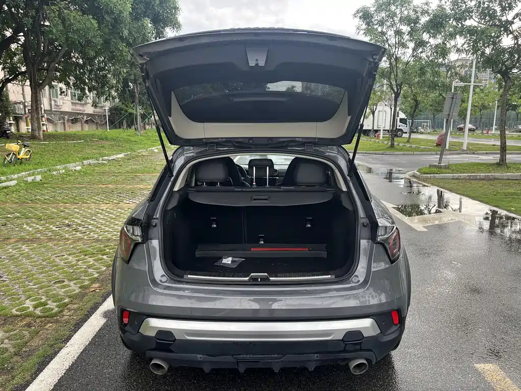 Lynk & Co 02 2018 2.0T DCT AWD Pro