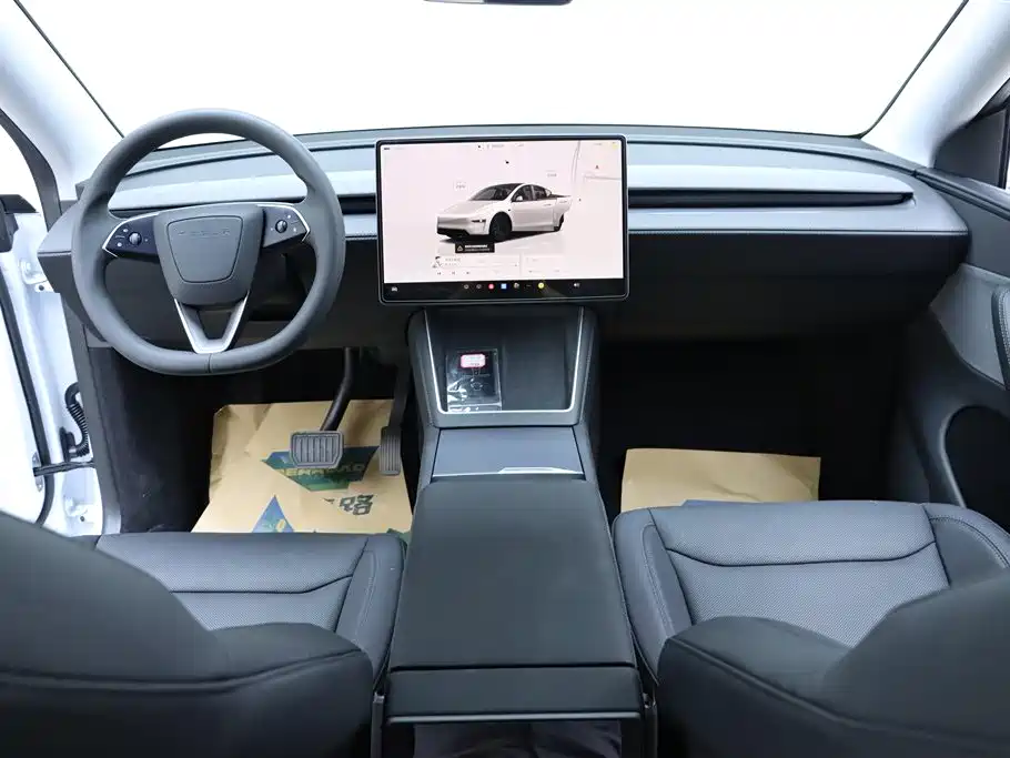 Model Y 2025 Rear-Wheel Drive