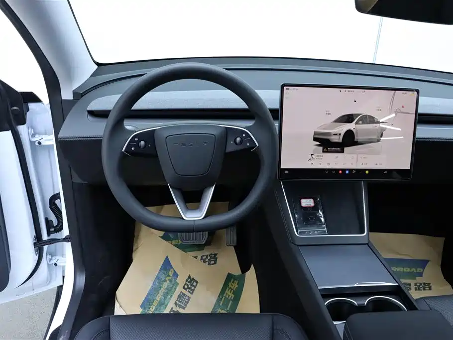 Model Y 2025 Rear-Wheel Drive