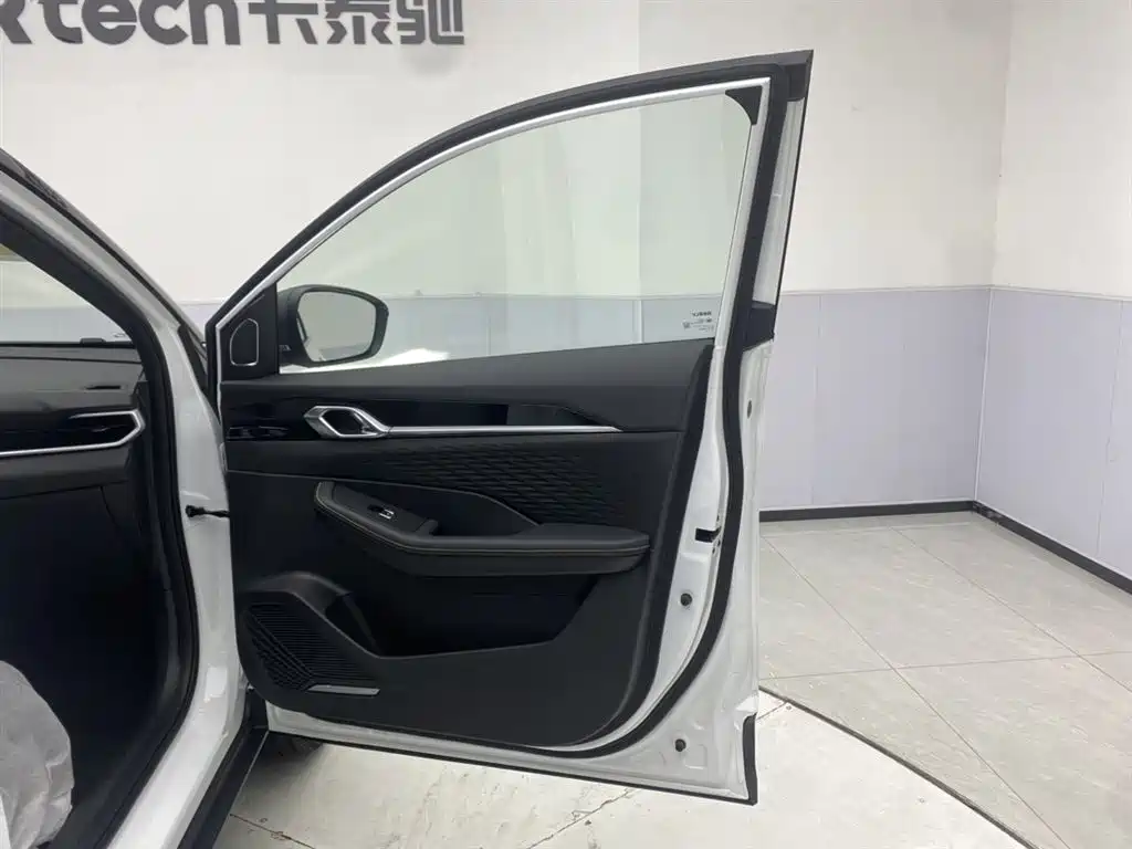 Geely Binyue L 2025 1.5TD DCT Xingyao