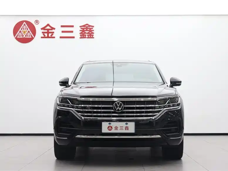 Volkswagen Touareg 2023 3.0TSI Sharp Edition Classic Sport Package