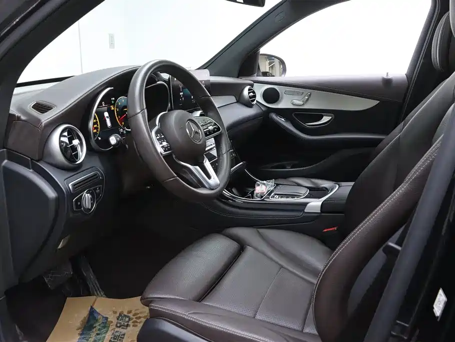 Mercedes-Benz GLC 2021 GLC 260 L 4MATIC Dynamic