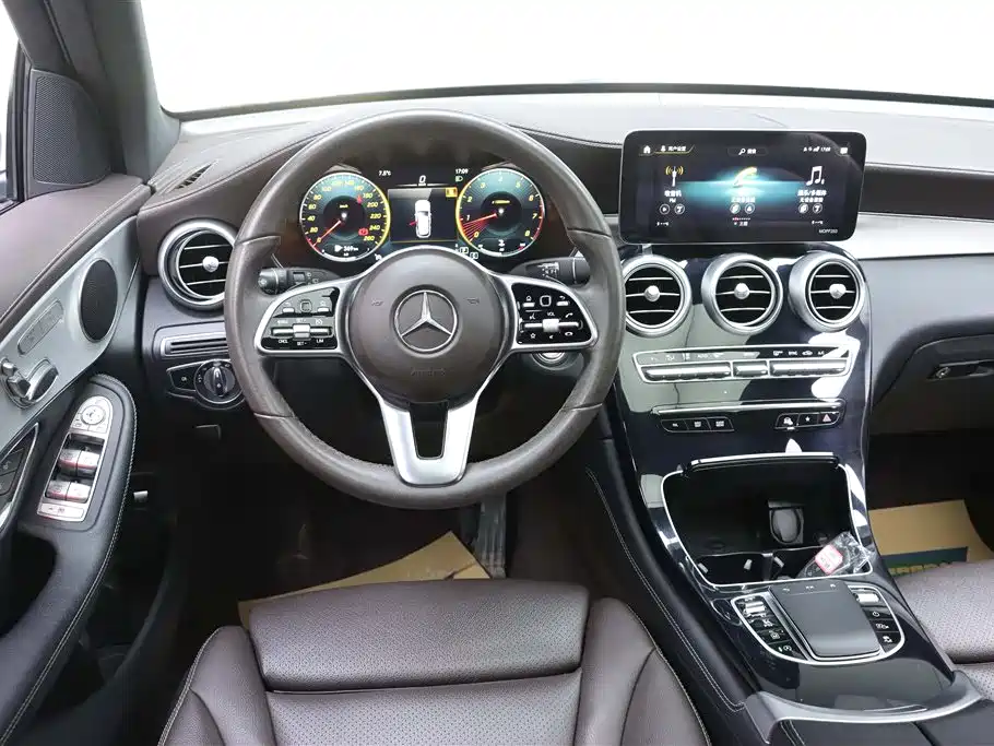 Mercedes-Benz GLC 2021 GLC 260 L 4MATIC Dynamic
