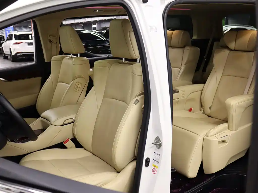 Alphard 2015 3.5L Luxury Edition