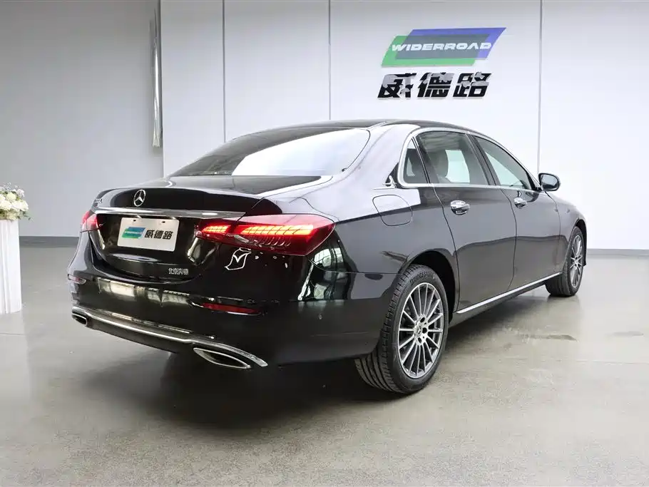 Mercedes-Benz E-Class 2023 Facelift E 260 L