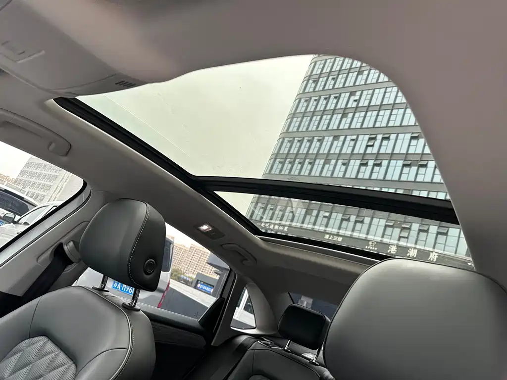 Volkswagen Sagitar 2024 300TSI DSG Beyond Edition