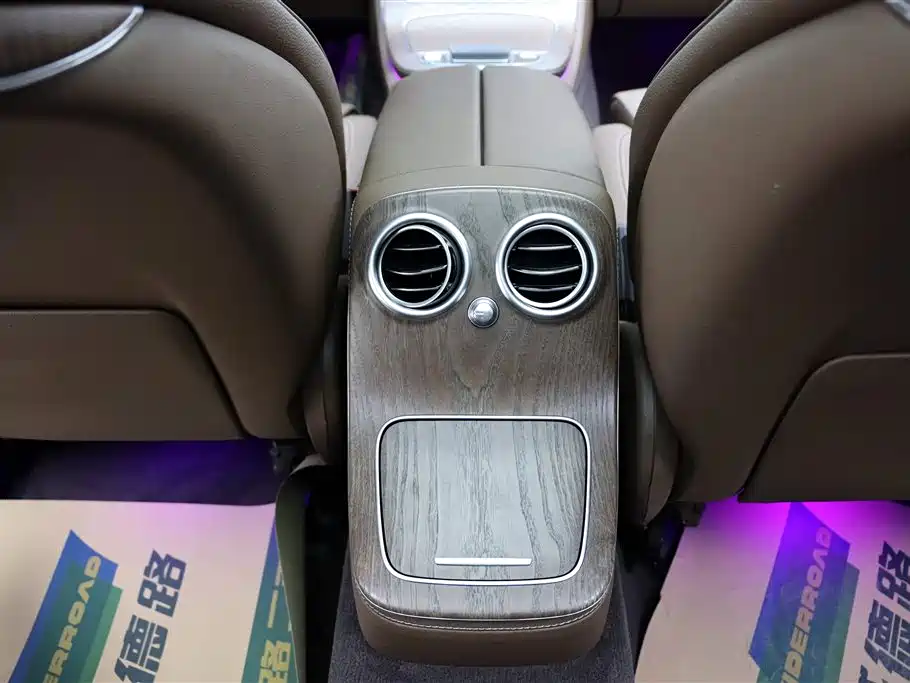 Mercedes-Benz E-Class 2023 Facelift E 260 L