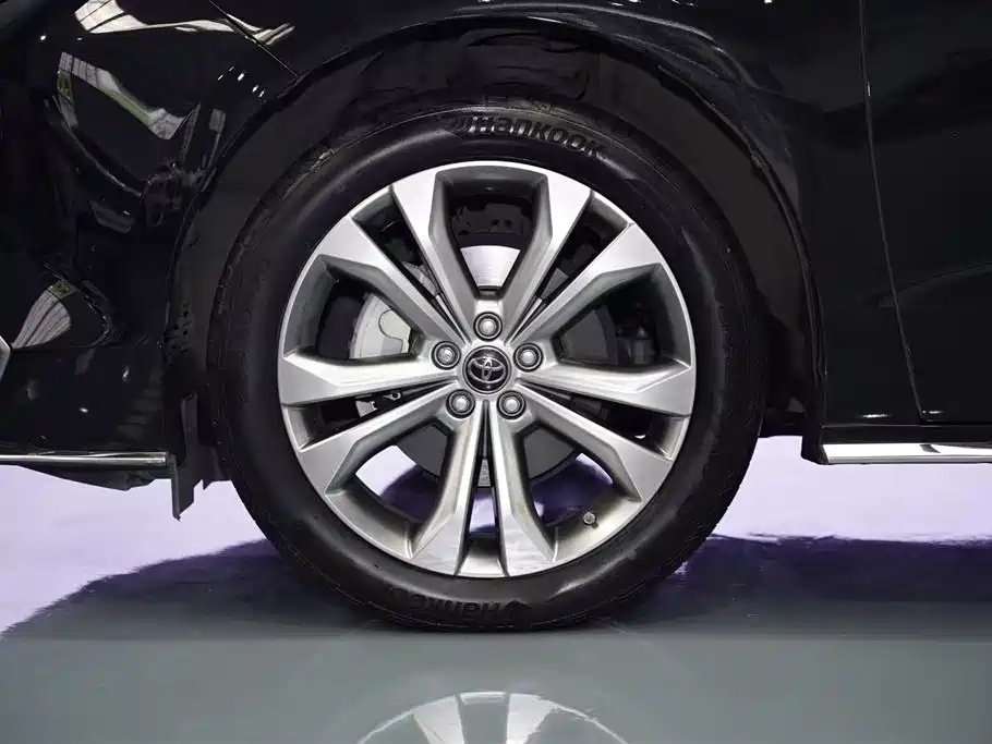 Toyota Sienna 2023 2.5L Hybrid Premium Edition