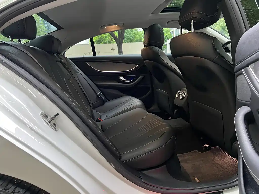 Mercedes-Benz CLS 260 2021
