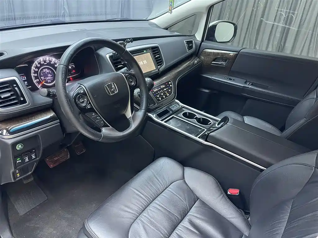 Honda Odyssey 2017 2.4L Zhixiang Edition