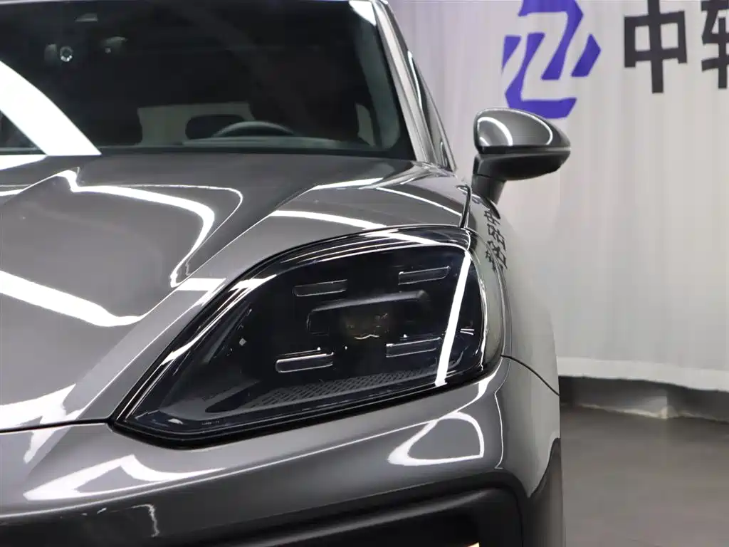 Porsche Cayenne 2024 3.0T