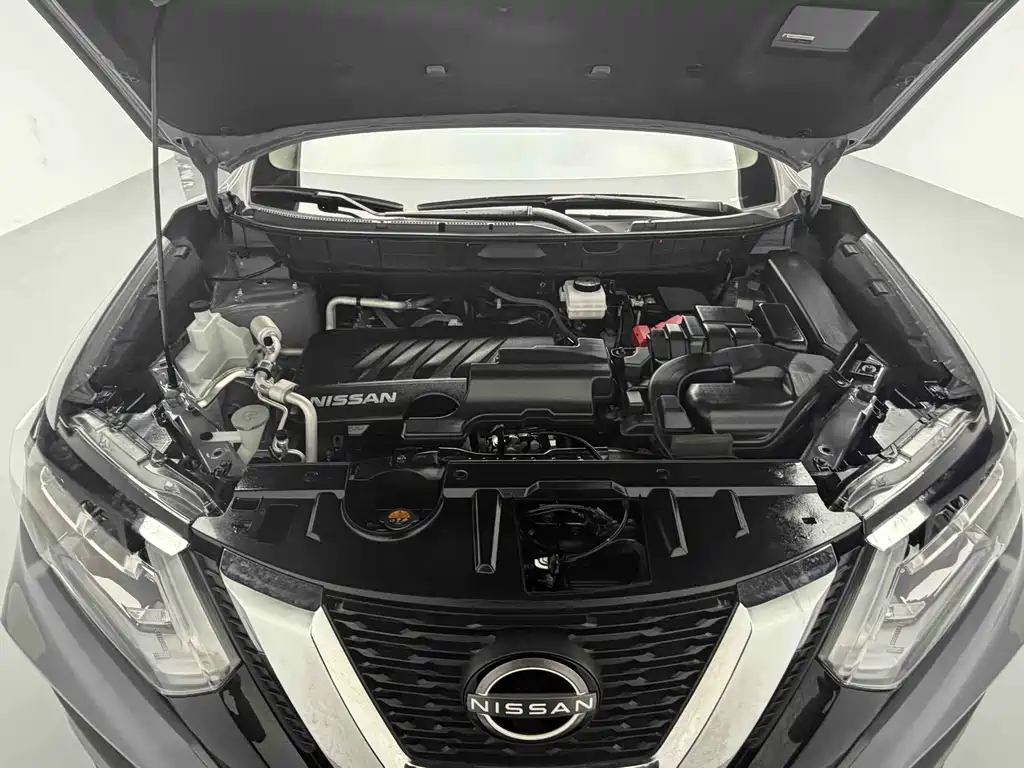 Nissan X-Trail 2025 Honor 2.0L FWD Leading Edition