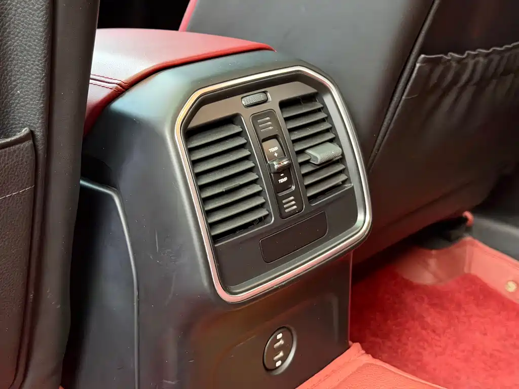 Porsche Macan 2.0T