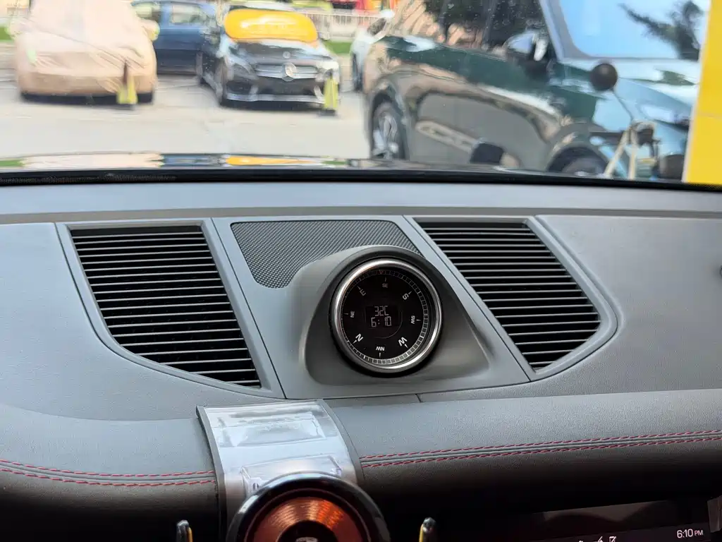 Porsche Macan 2.0T