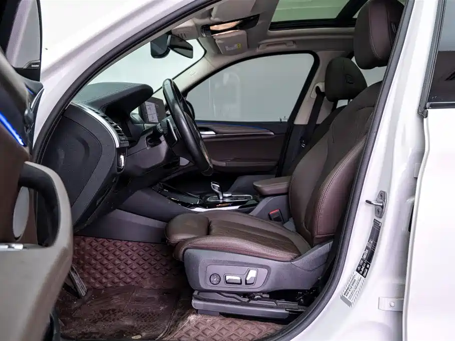 BMW X3 2022 xDrive30i Leading Edition M Night Package