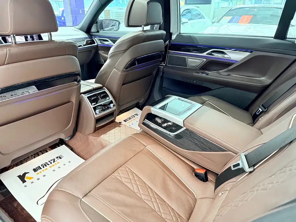 BMW 7 Series 2019 730Li M Sport Package