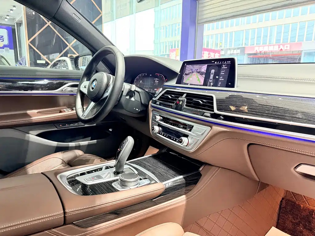BMW 7 Series 2019 730Li M Sport Package