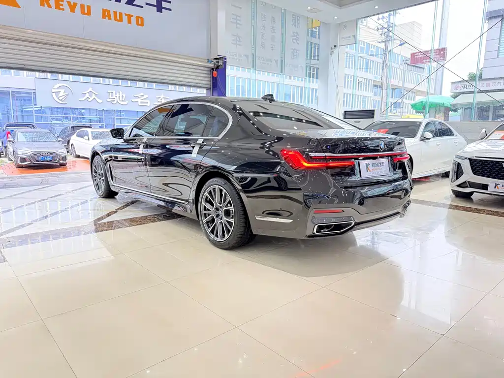 BMW 7 Series 2019 730Li M Sport Package