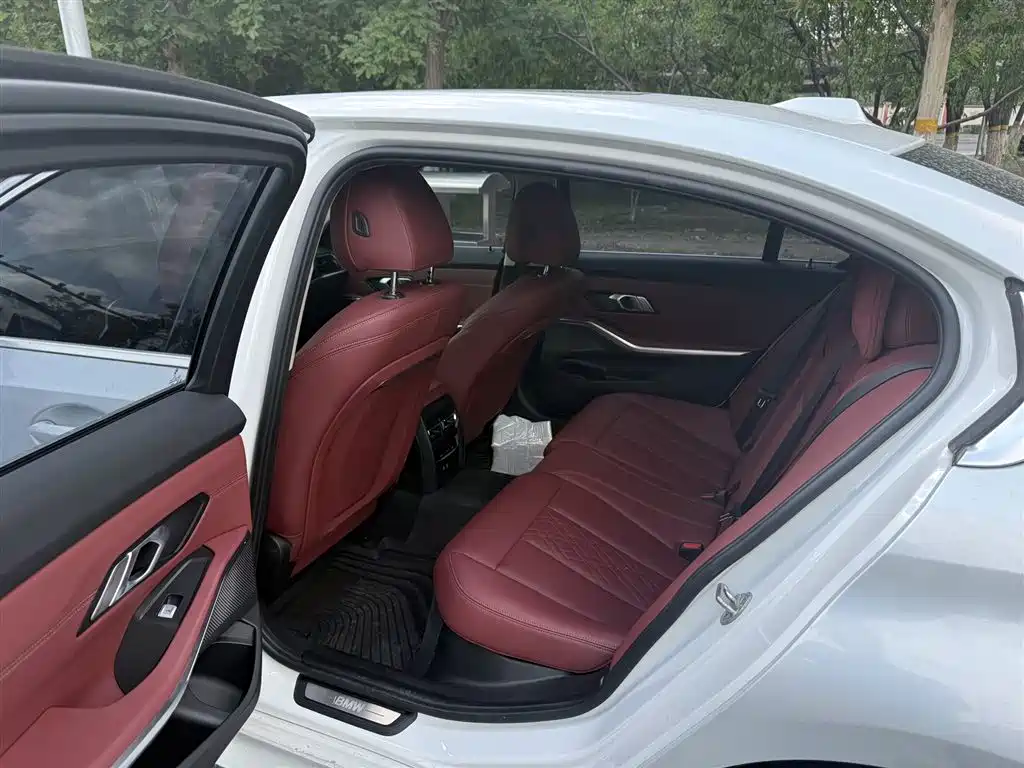 BMW i3 2024 eDrive 35 L