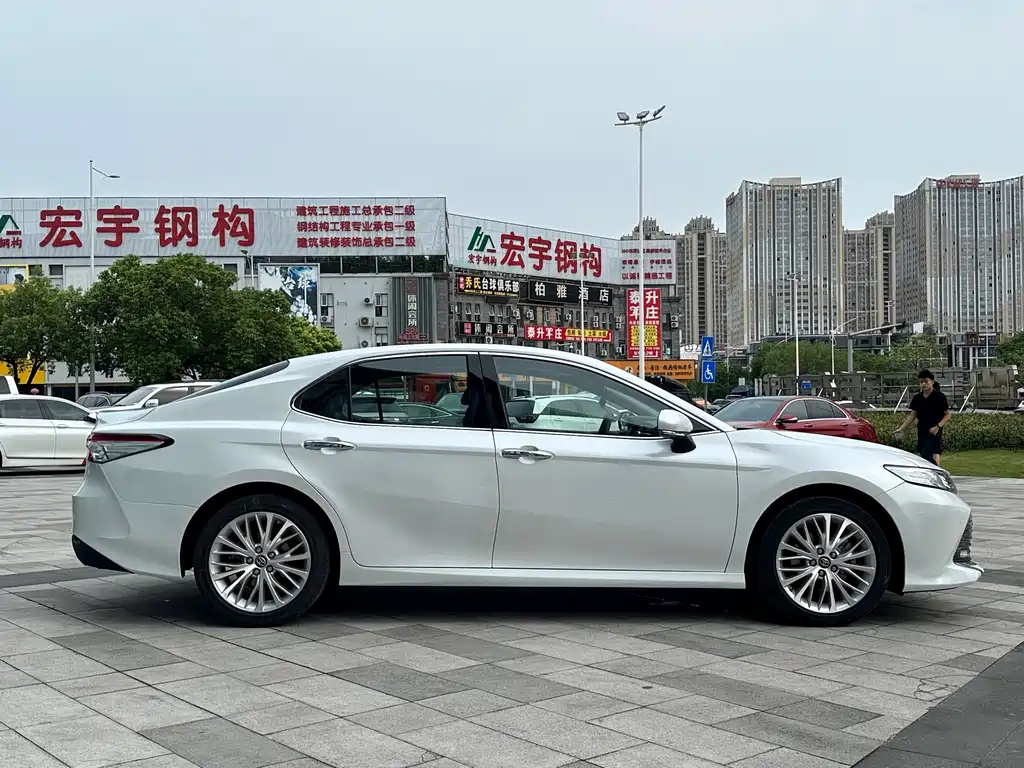 Camry 2019 2.5G Luxury Edition China VI