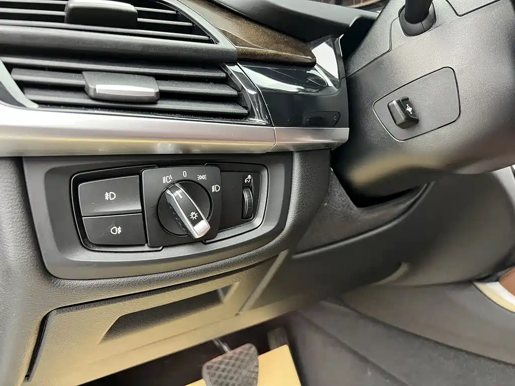 BMW X6 2017 xDrive28i