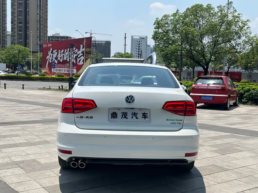 Sagitar 2018 280TSI DSG Yidong Edition