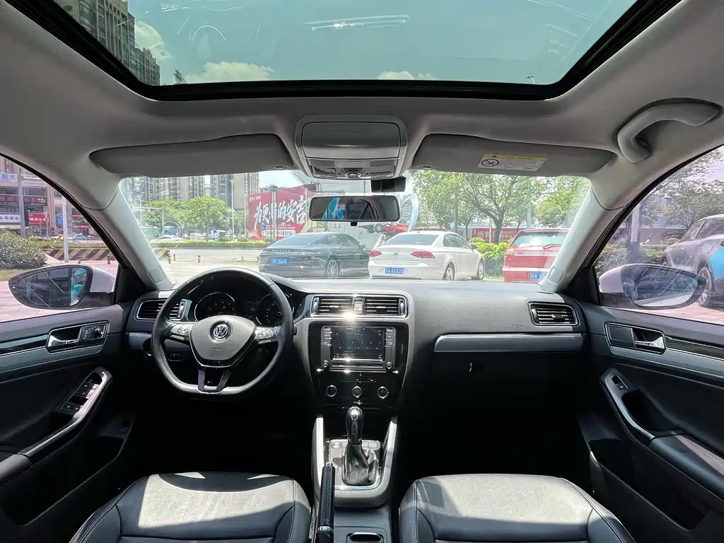 Sagitar 2018 280TSI DSG Yidong Edition
