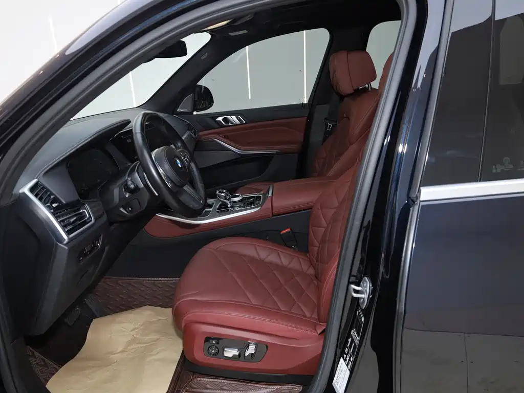 BMW X5 2022 Facelift xDrive 40Li M Sport Package